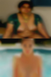 Couple swapping masturbating naked woman site NL.